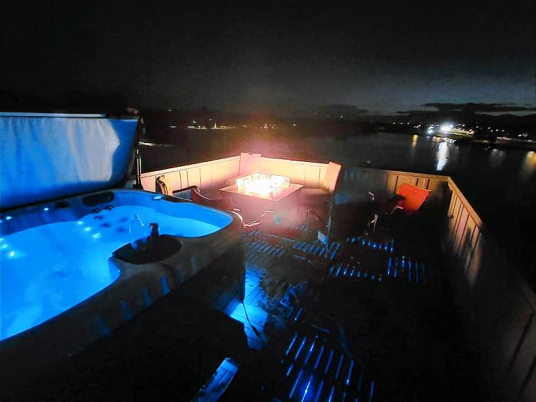 Vacation home with private pool, sauna & terrace in Wheat Ridge, CO