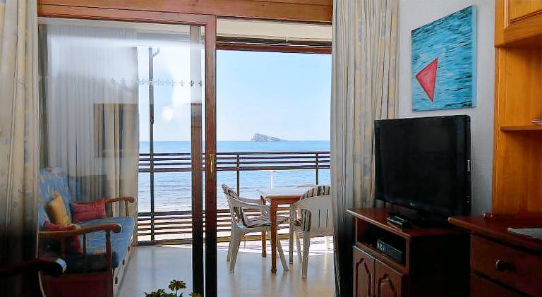 Holiday apartment with patio — photo 2