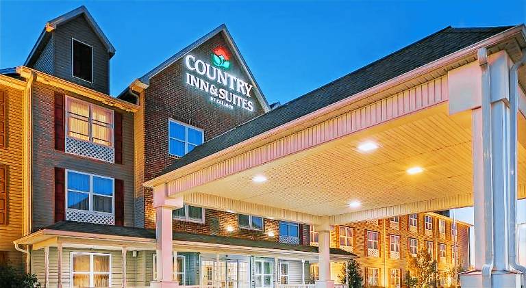 Country Inn & Suites by Radisson, Chambersburg, PA — photo 2