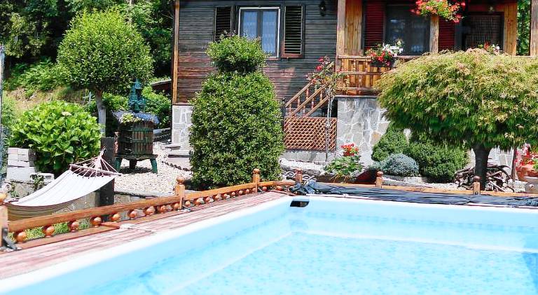 Chalet with pool in Bibbiena