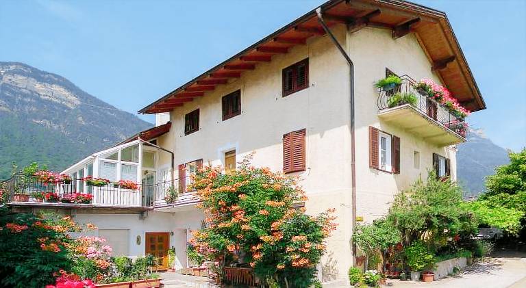 Farm with terrace in Caldaro Sulla Strada del Vino