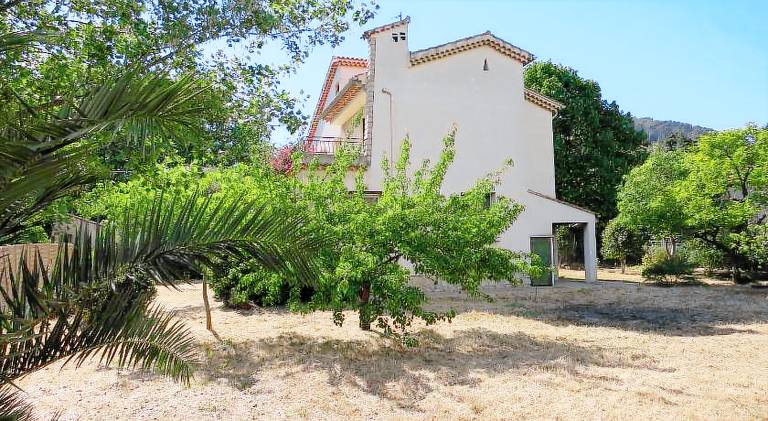 Villa with 4 rooms for 10 persons — photo 5