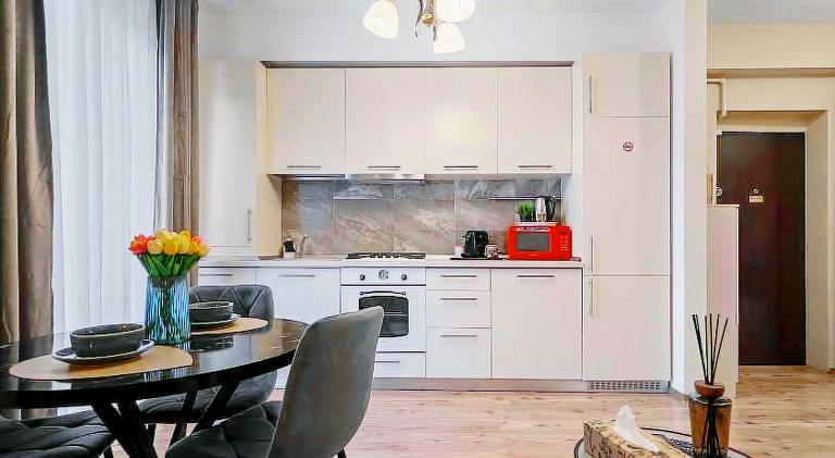 Holiday apartment | Next to Palace of the Parliament | Pet-friendly — photo 4