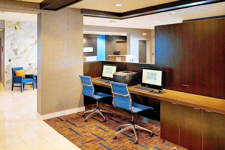 Courtyard by Marriott Kokomo — photo 5