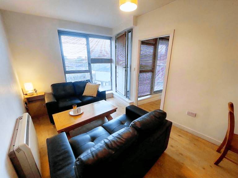 Condo Saint James' (part of Phoenix Park)