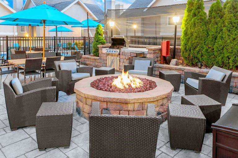 Value Suites Extended Stay - St. Louis Westport Plaza — photo 5