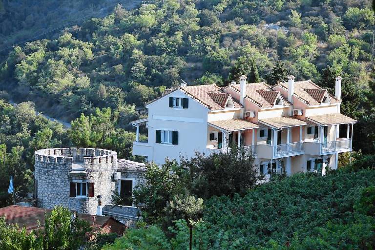 Villa Agios Nikitas