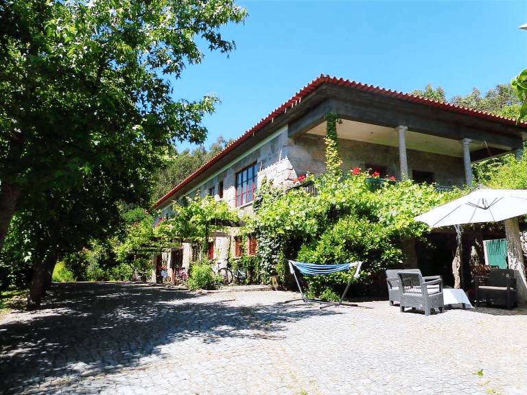 Casa Longos
