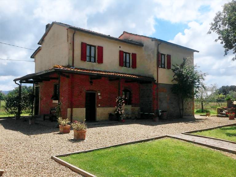 Rental apartment with 5 rooms for 10 persons — photo 3