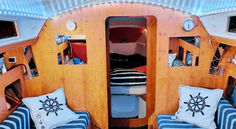 Boat with 1 room for 3 persons in Le Havre