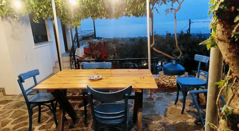Villa with patio, garden & grill — photo 5