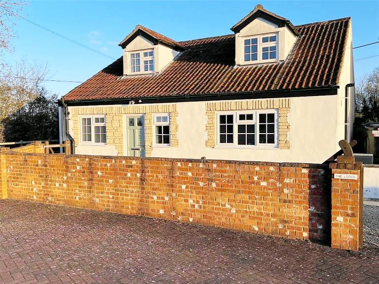 Cottage Cleverton
