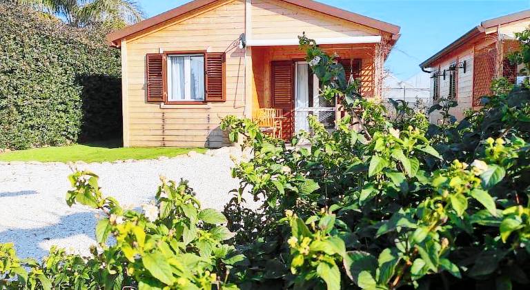 Villa with pool & hot tub | Dogs allowed in Scicli