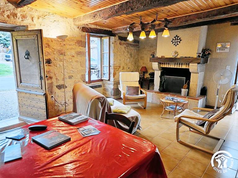 Fully equipped gite with yard, barbeque & terrace | Pets allowed — photo 5