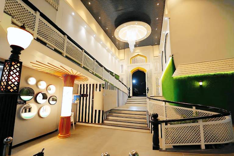 Hotel Darbar E Khas