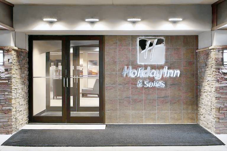 Holiday Inn & Suites Duluth Downtown by IHG
