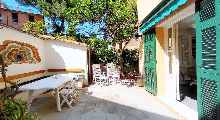 Holiday apartment with 2 rooms for 4 persons — photo 4