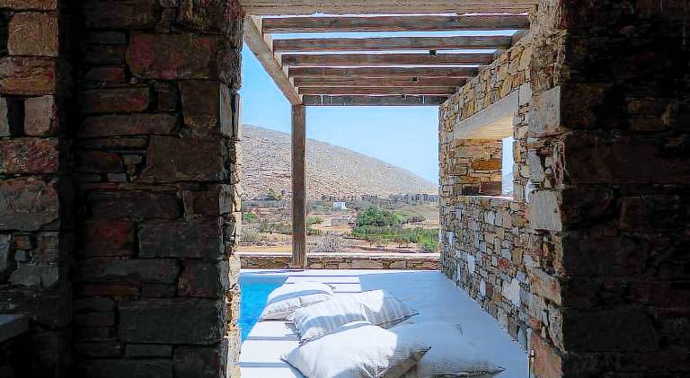 Vacation home with pool, terrace & garden — photo 3