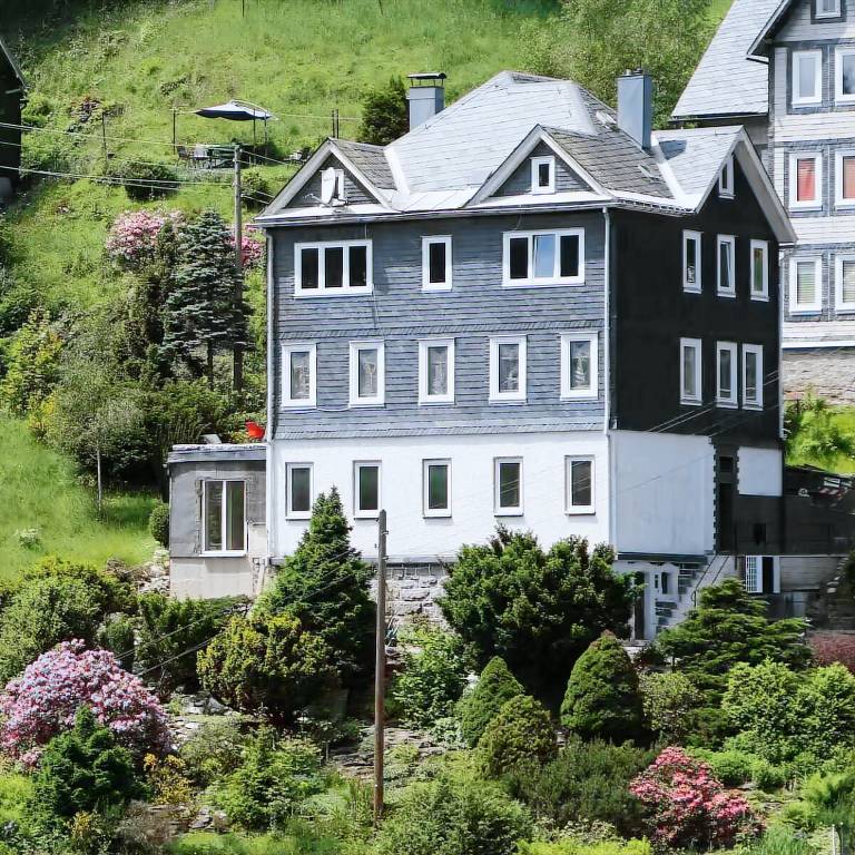 Ferienwohnung  Neuhaus am Rennweg