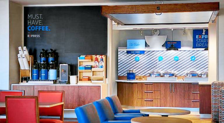Holiday Inn Express & Suites Onalaska - La Crosse Area By IHG — photo 5