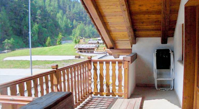 Beautiful holiday apartment with terrace & yard | Next to the ski | Dogs allowed — photo 4
