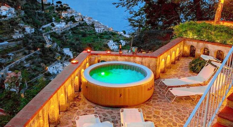 Villa with hot tub & pool — photo 2