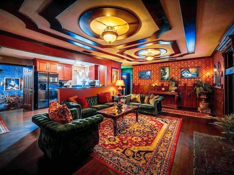 House Fullerton