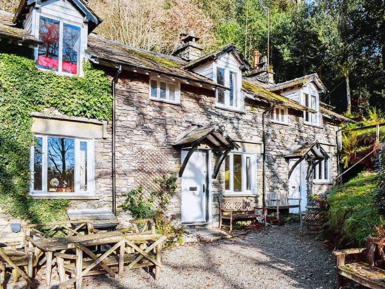 Cottage  Little Langdale