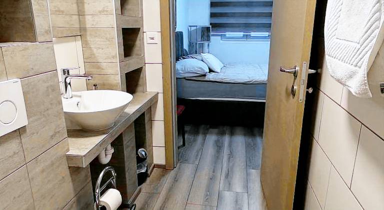 Apartment with 1 room for 4 persons — photo 5