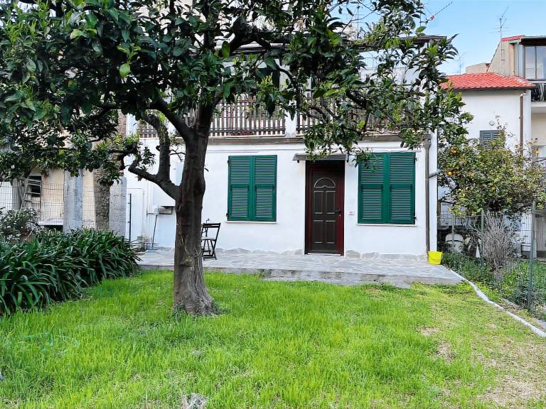 Rental apartment with garden | Pets allowed — photo 2