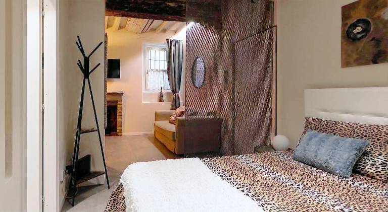 Rental apartment with 1 room for 4 persons in Parma