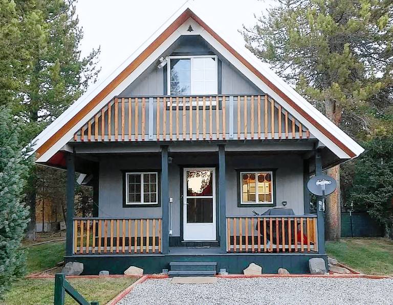 Cottage with barbecue — photo 2