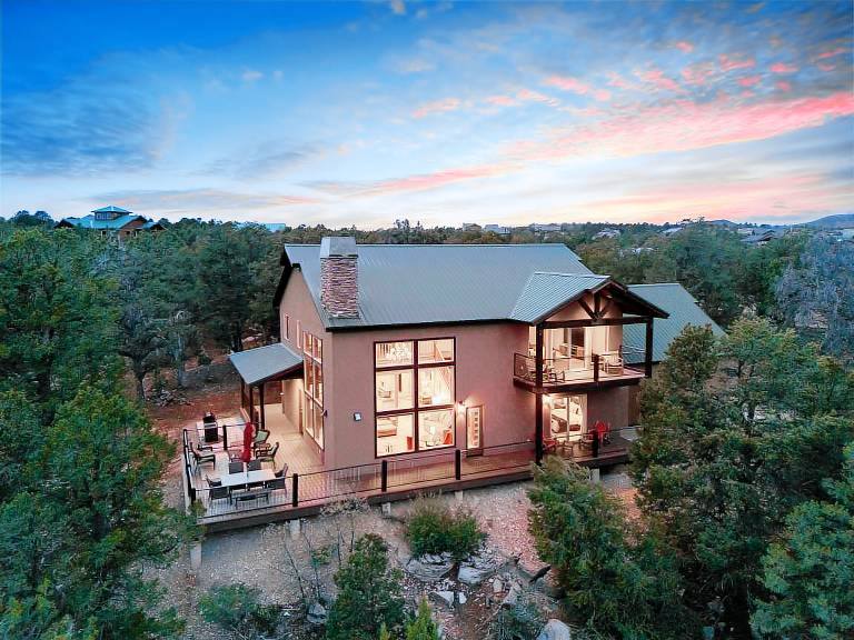 Rustic Pine Experience the magic of Zion