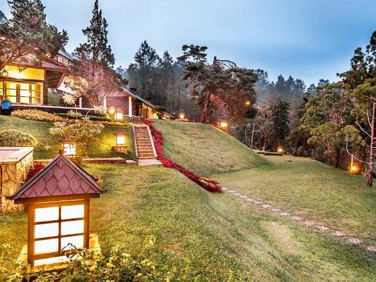 Puncak Pass Resort