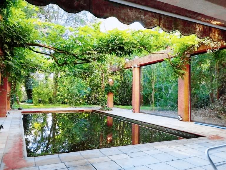 Geräumige Villa mit Pool in Cabeanca 250 m²