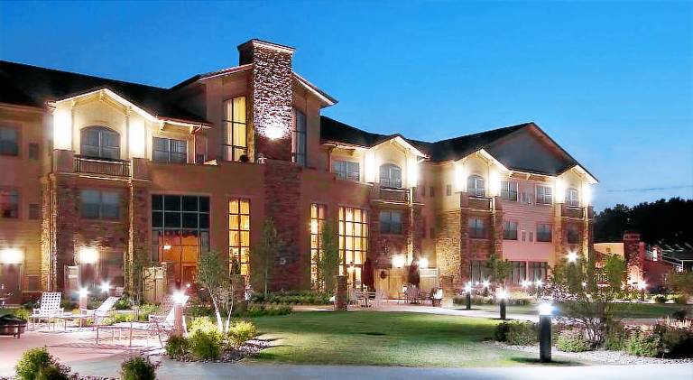 Clubhouse Hotel & Suites — photo 4