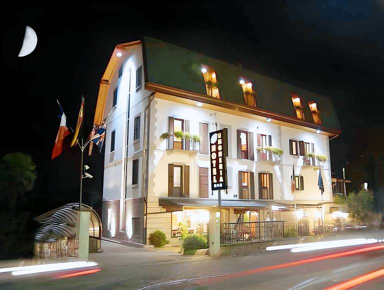 Hotel Ungheria Varese 1946 in Varese