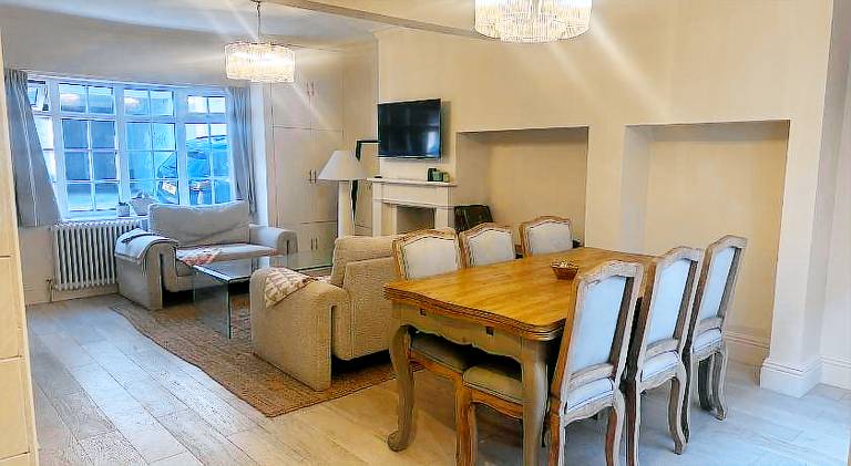 Vacation home | Close to British Airways i360 — photo 4