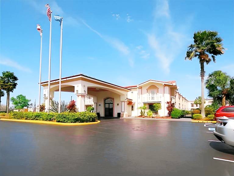 La Quinta Inn by Wyndham Orlando International Drive North in Orlando, FL