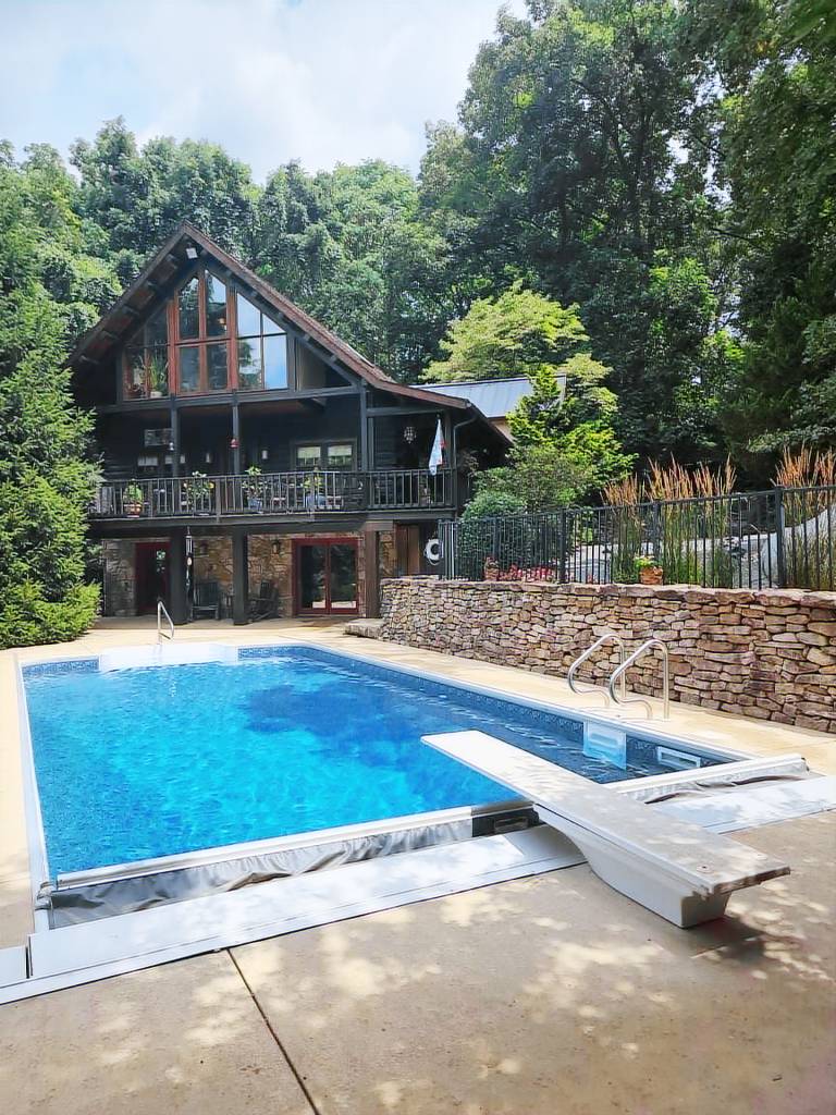 Lodge Myersville