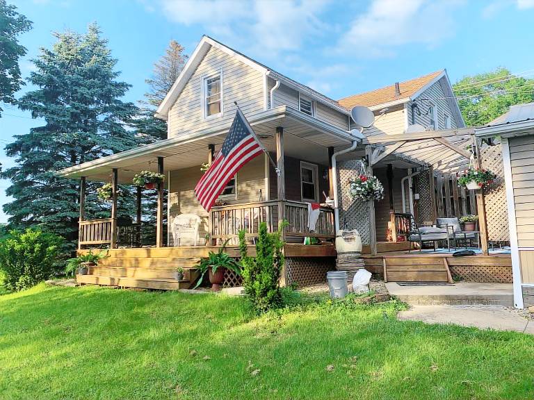 Farmhouse Galion