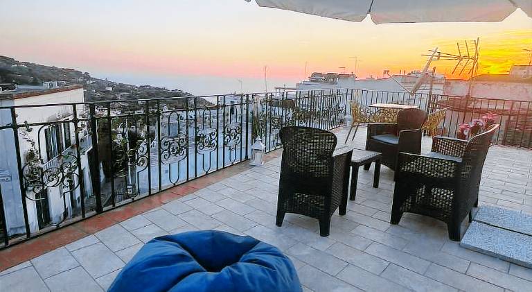 Apartment with 1 room for 4 persons — photo 3