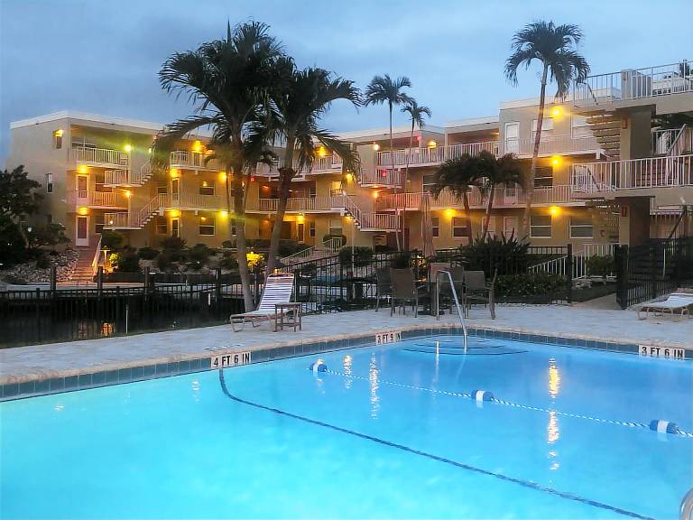 Condo  Marco Island