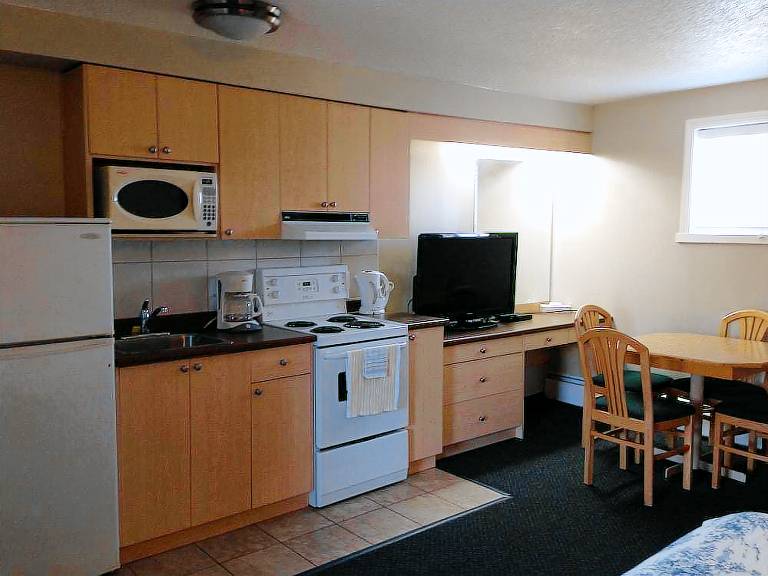Silver crest lodge — photo 2