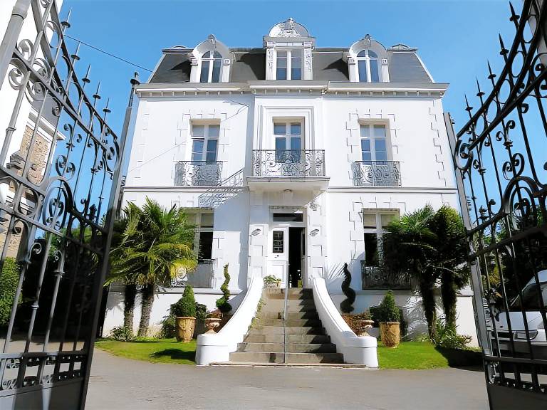 L'Hotel Particulier Ascott in Dinard