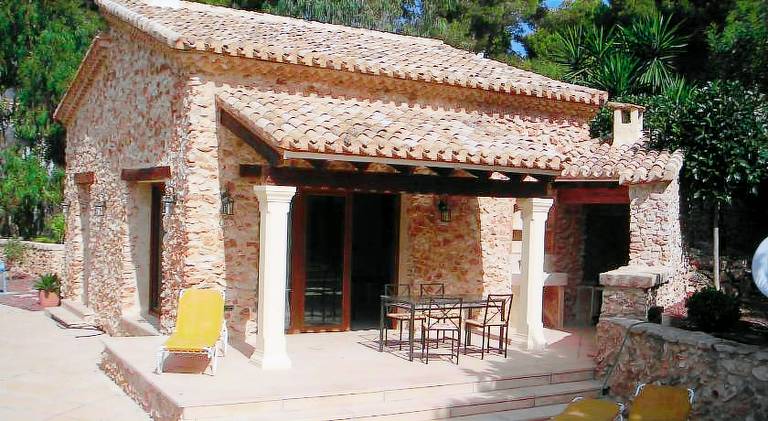 Villa with pool & patio | Dogs allowed in Mora