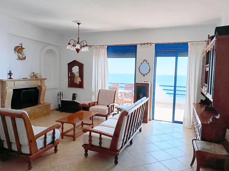 Holiday Home 'Blue Window Seaview Maisonette' with Sea View, Wi-Fi and Air Conditioning — photo 3