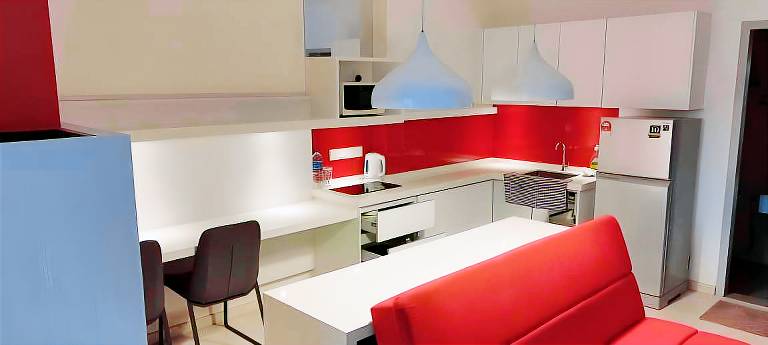Full facilities condo makes perfect for couple — photo 5