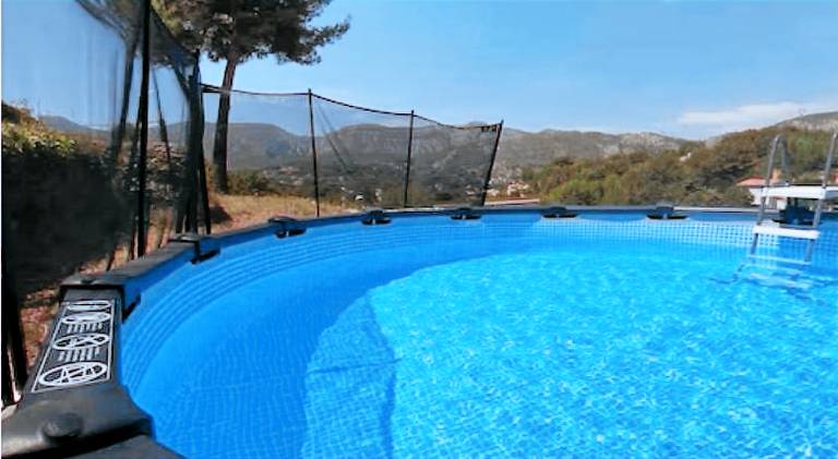 Villa with pool — photo 2