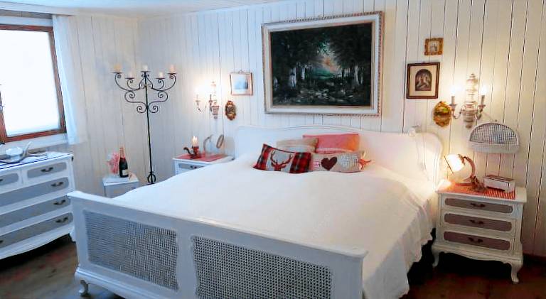 Vacation home with jacuzzi & pool — photo 2